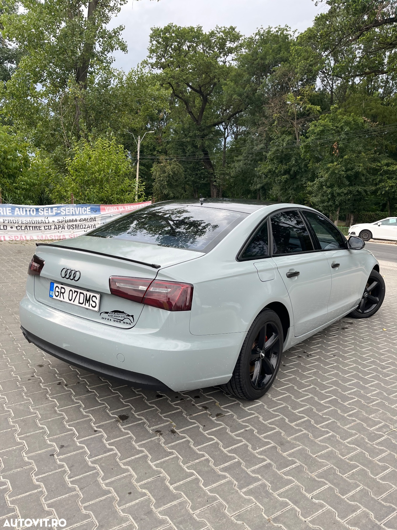 Audi A6 - 4