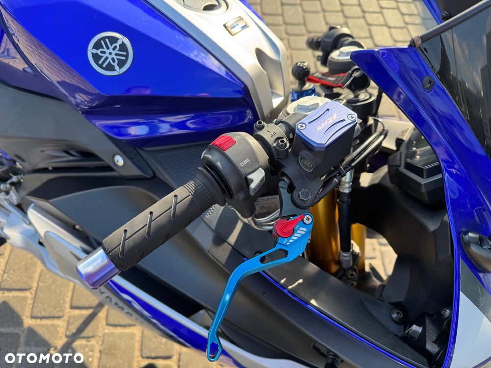 Yamaha YZF - 10