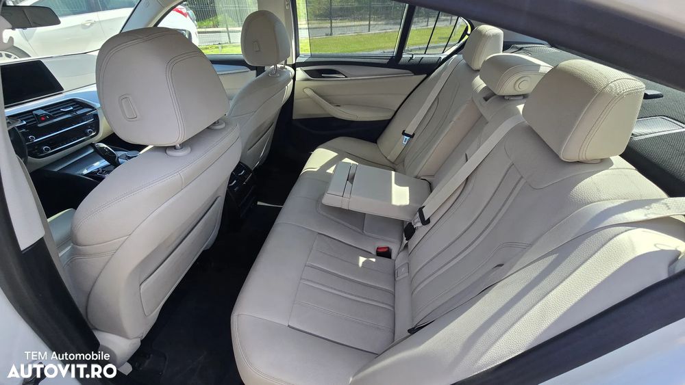 BMW Seria 5 530e Aut. Luxury Line - 6