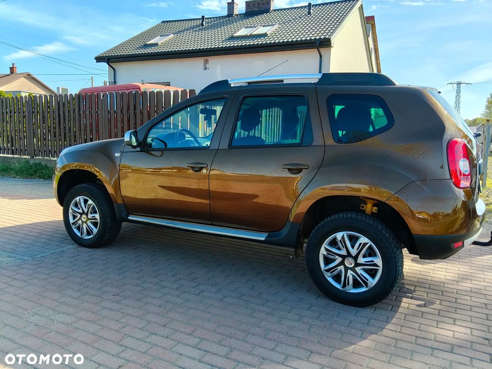 Dacia Duster 1.6 16V 4x4 - 8