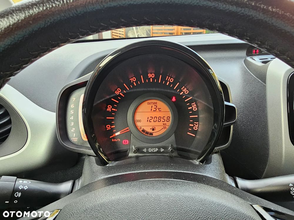 Toyota Aygo x mit x-business Paket - 29