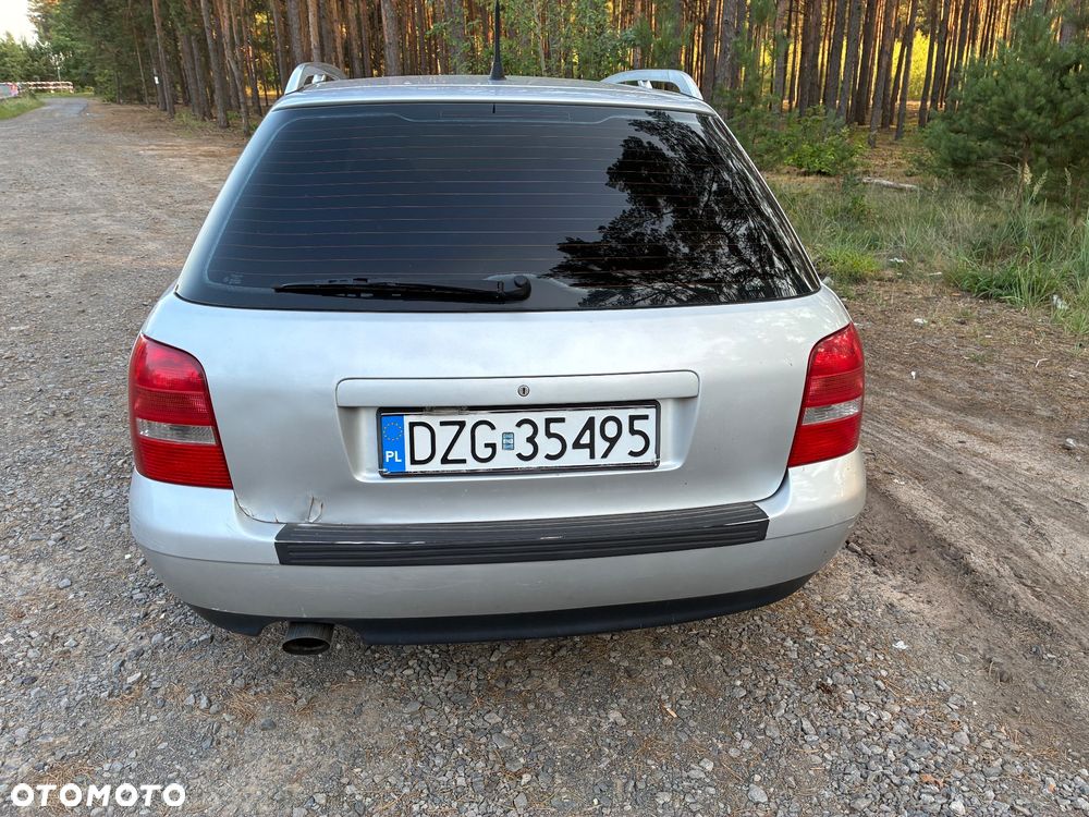 Audi A4 Avant - 2