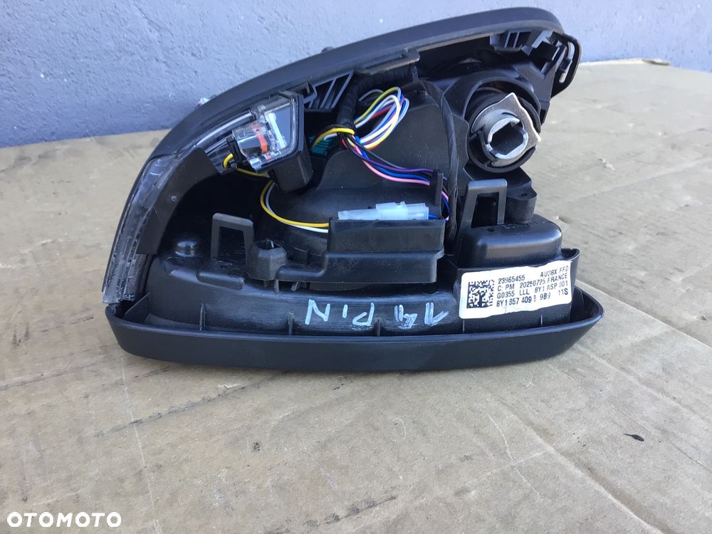 Lusterko lewe Audi A3 8Y 14 pin - 2