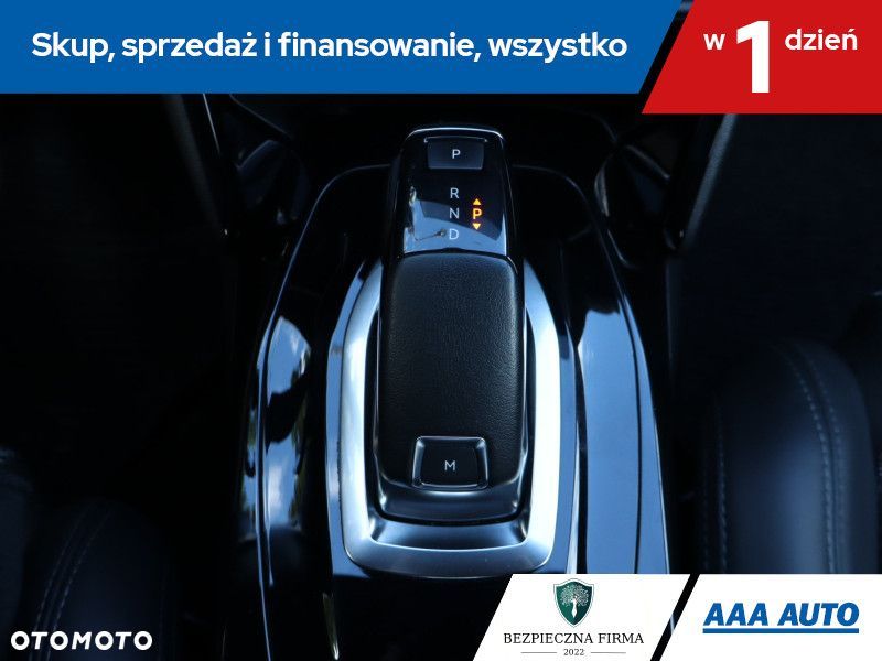 Peugeot 208 - 18