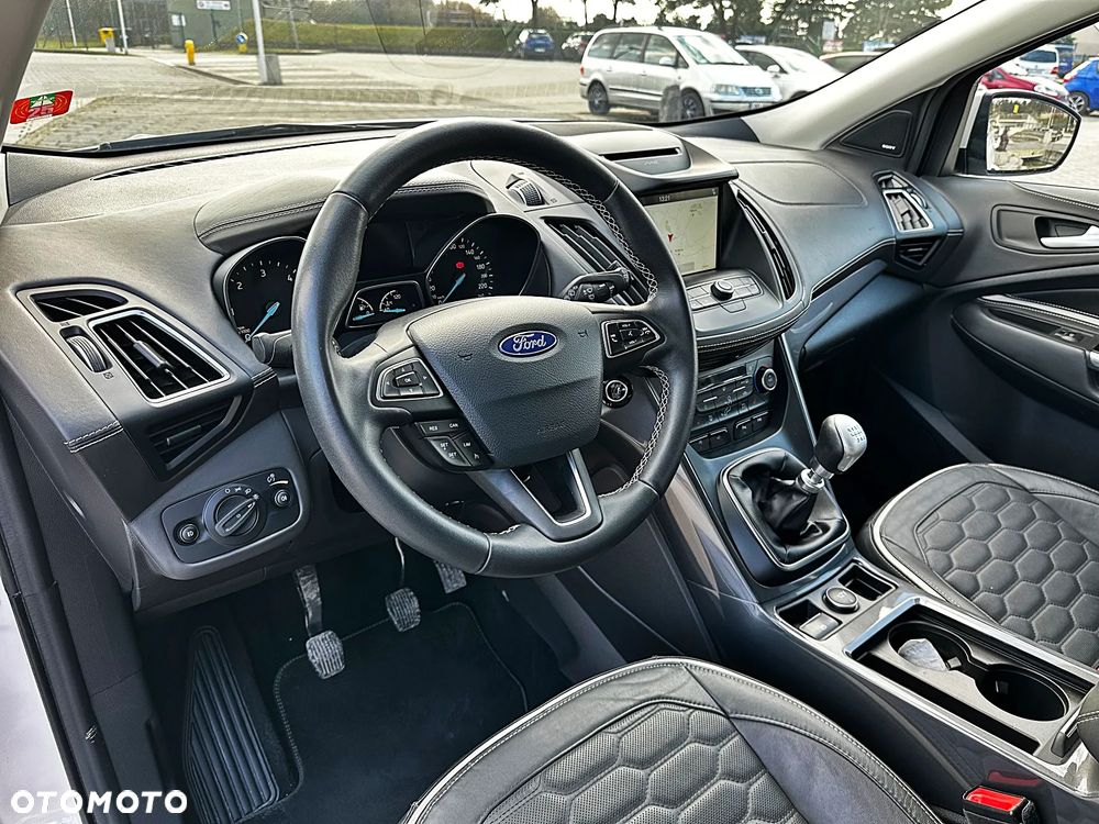Ford Kuga - 29