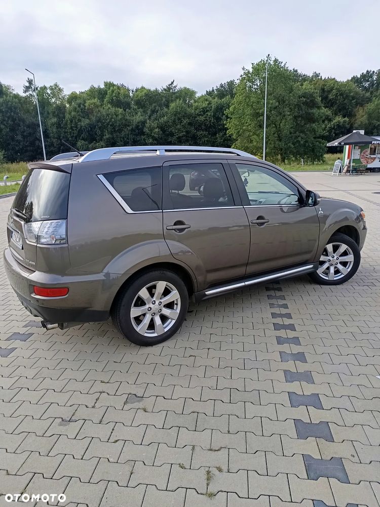 Mitsubishi Outlander 2.0 DID Invite SE - 15