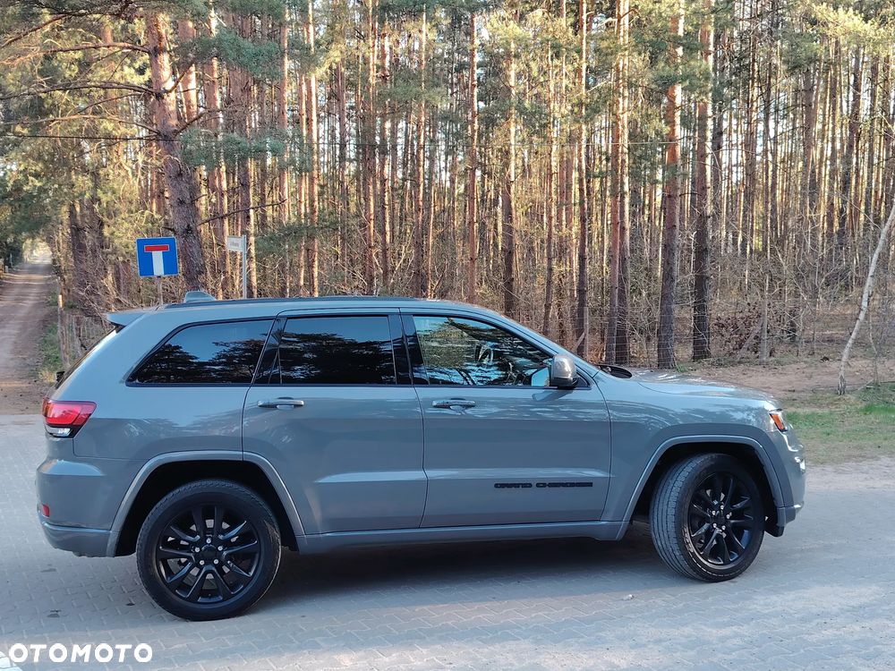 Jeep Grand Cherokee 3.6 V6 Laredo - 3