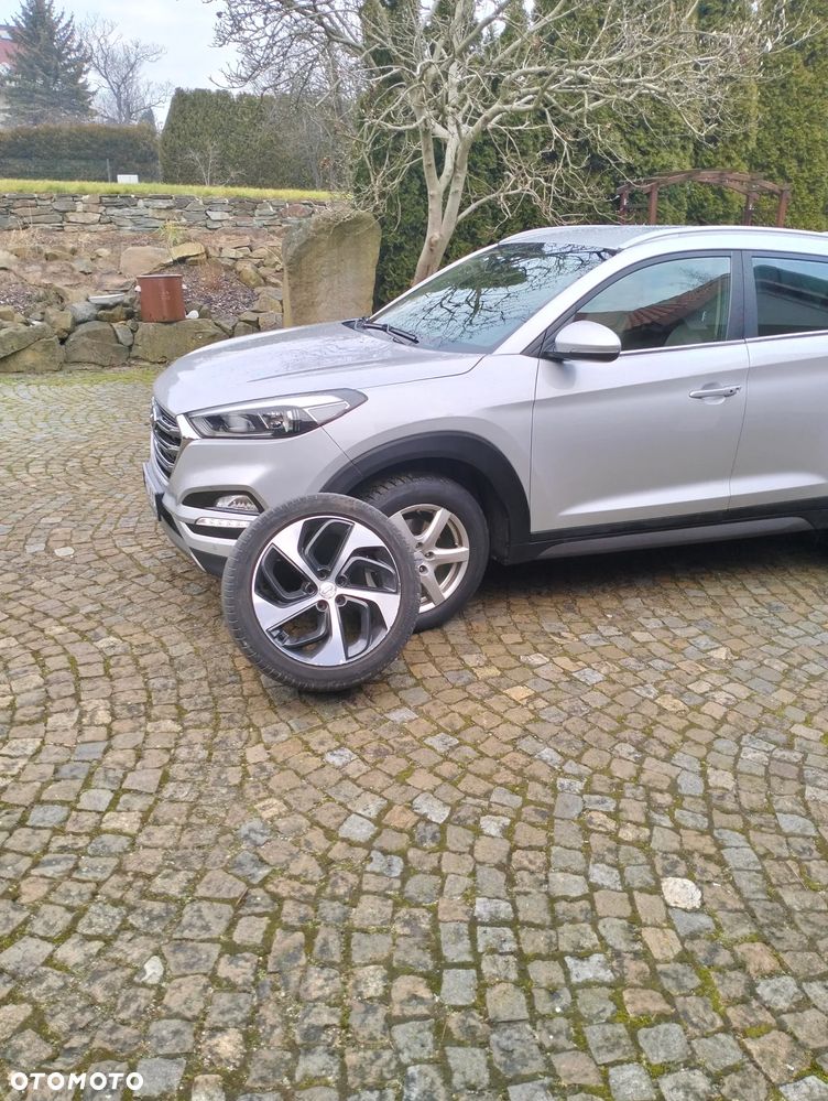 Hyundai Tucson 1.7 CRDI BlueDrive Premium 2WD DCT - 4