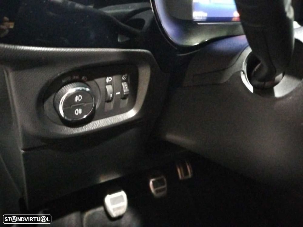 Opel Corsa 1.2 T GS - 13