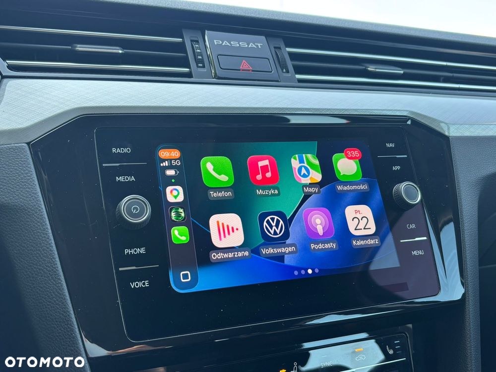 Volkswagen Passat - 25