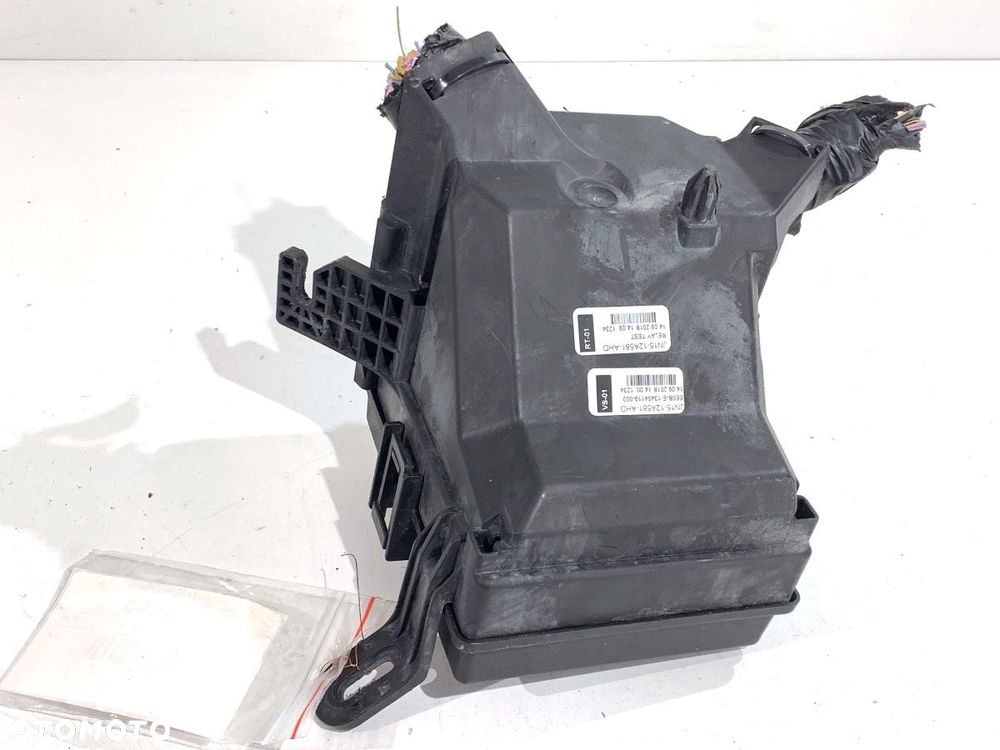 SKRZYNKA BEZPIECZNIKÓW  FORD ECOSPORT 2011 - 2022 1.0 EcoBoost 92 kW [125 KM] benzyna 2013 - 2022 - 3