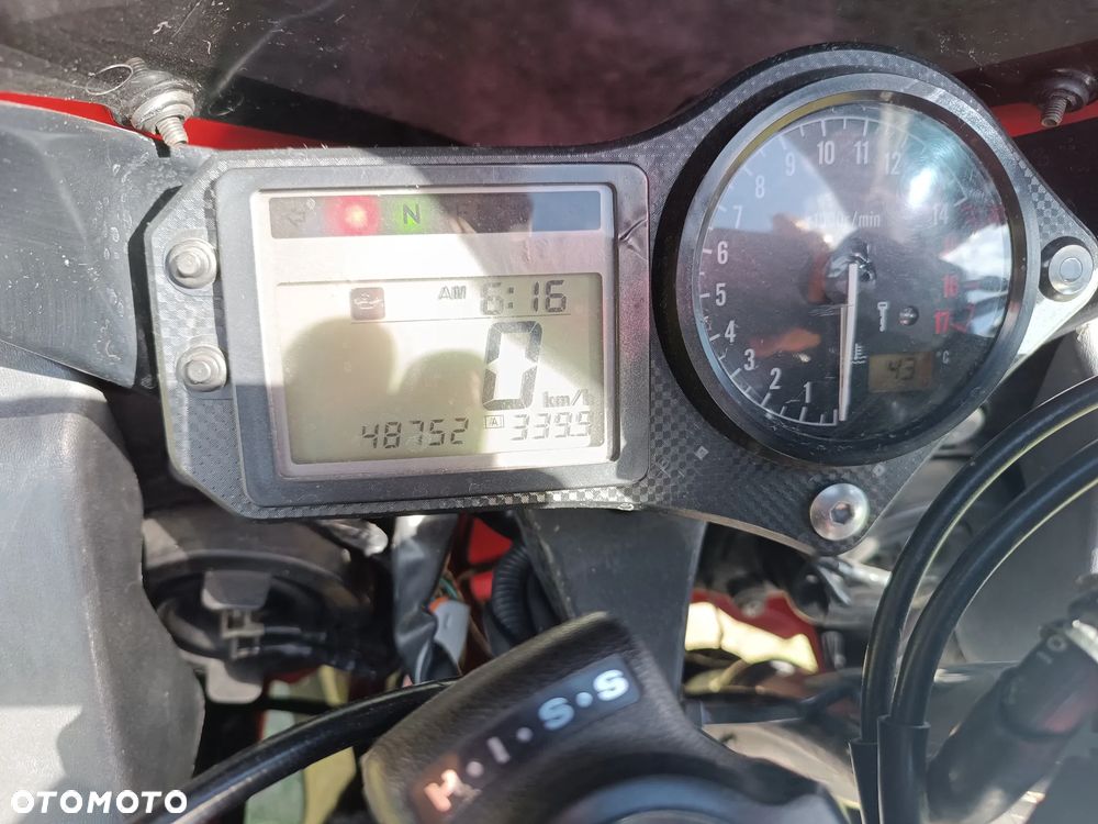 Honda CBR - 17
