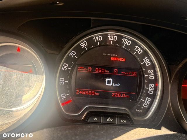 Citroën C5 2.0 HDi Attraction - 7