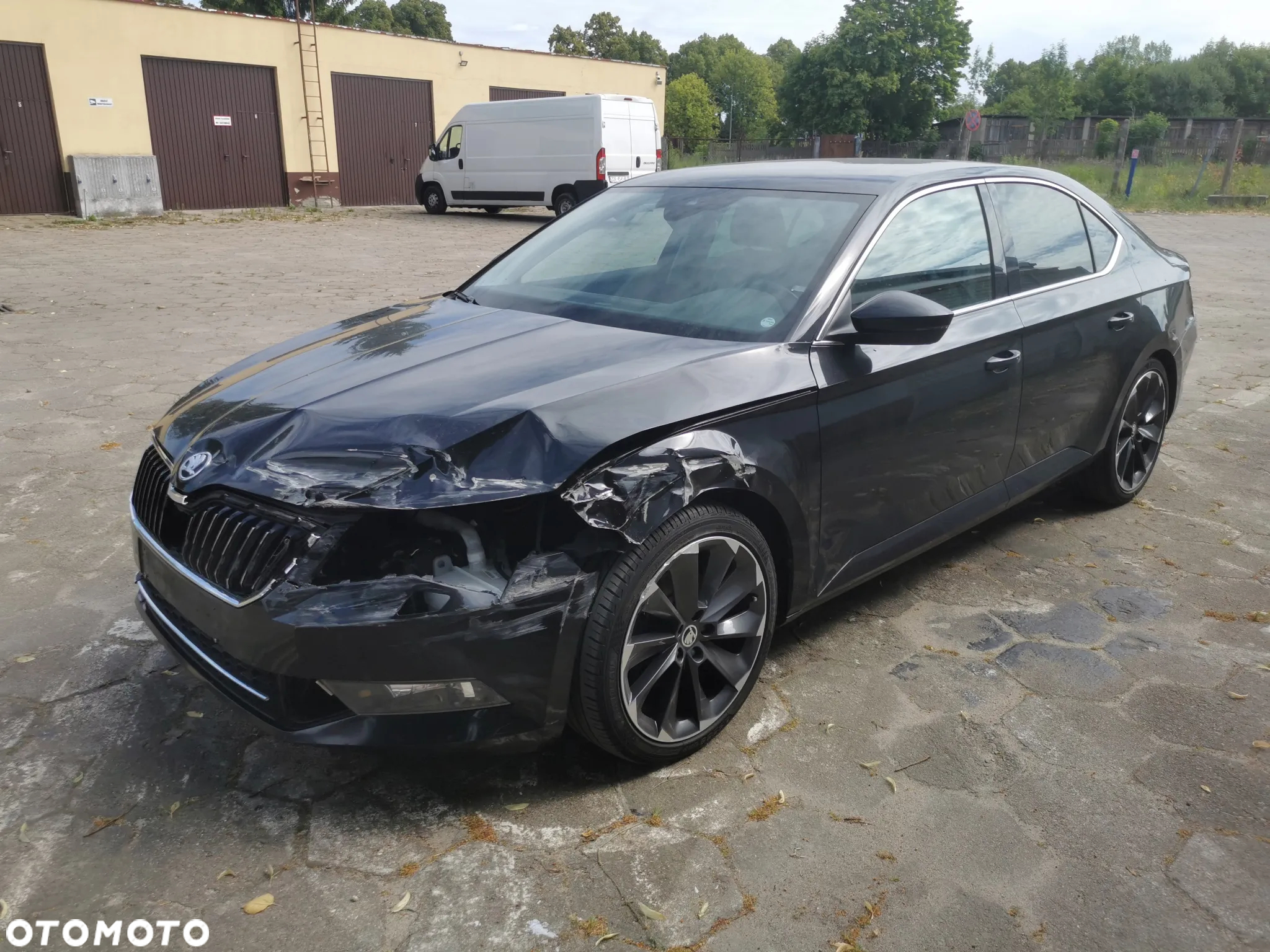 Skoda Superb 1.8 TSI Ambition DSG - 3