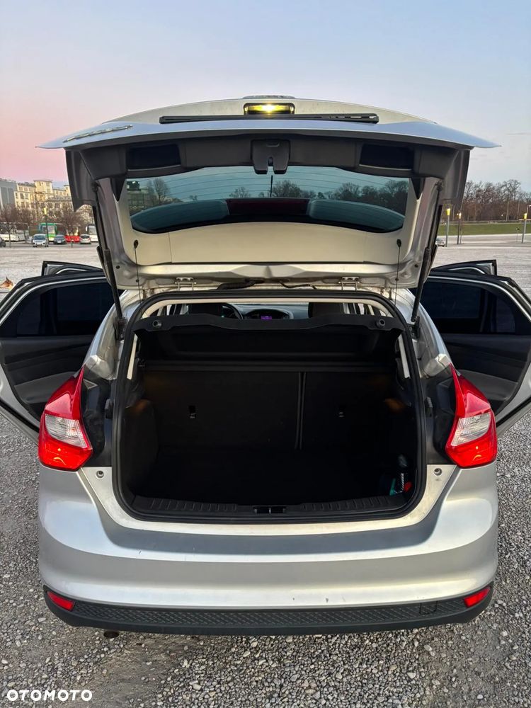 Ford Focus 1.6 Ambiente - 7