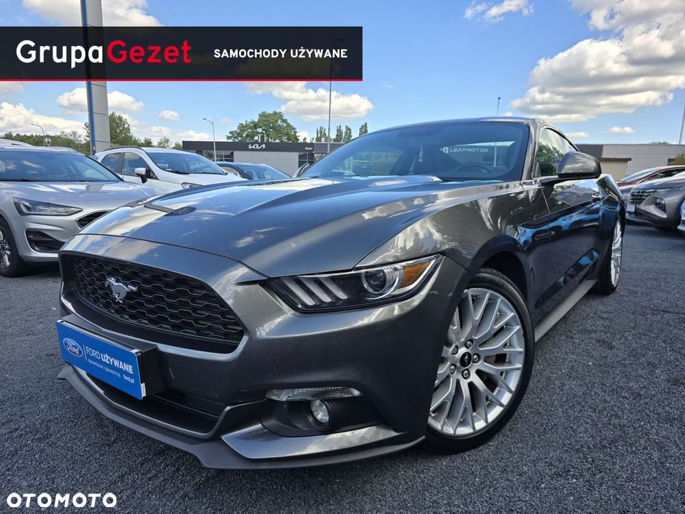 Ford Mustang - 1