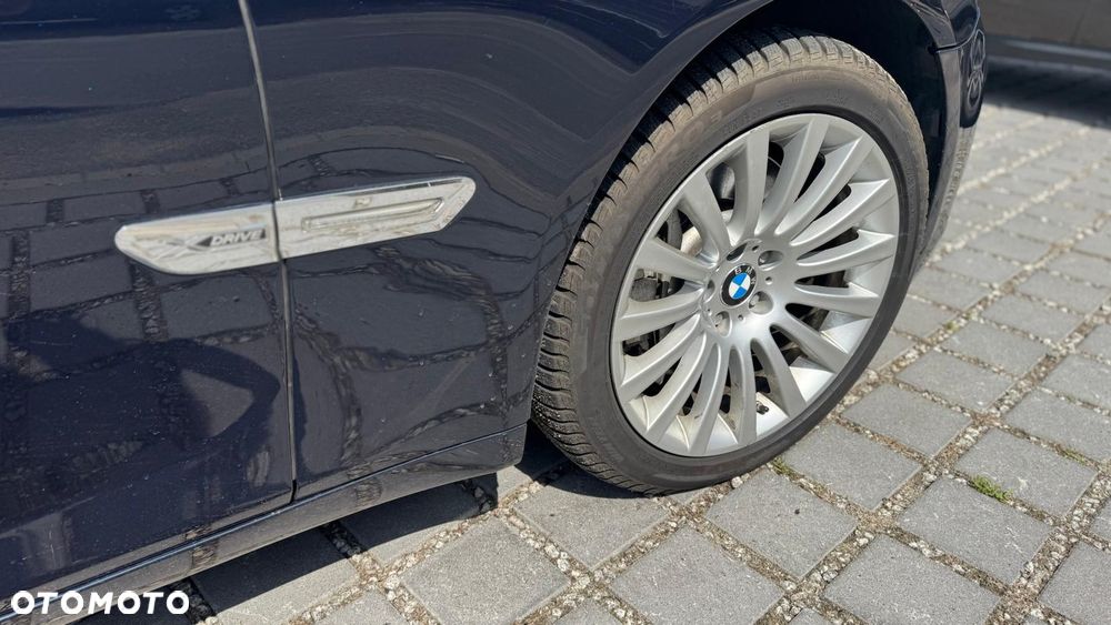 BMW Seria 7 750i L xDrive - 9