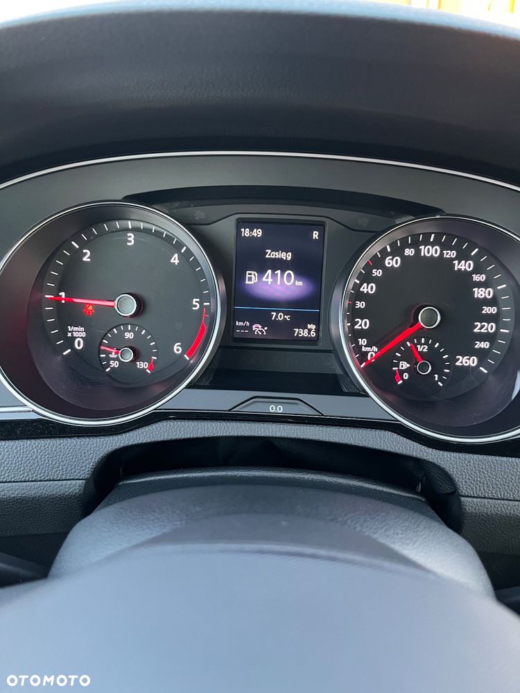 Volkswagen Passat - 10