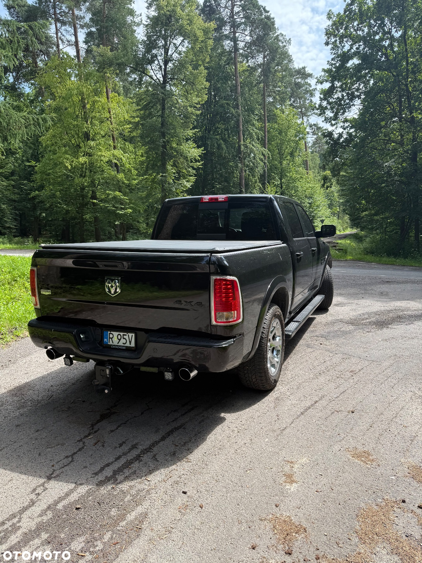 Dodge RAM 1500 5.7 4x4 - 5