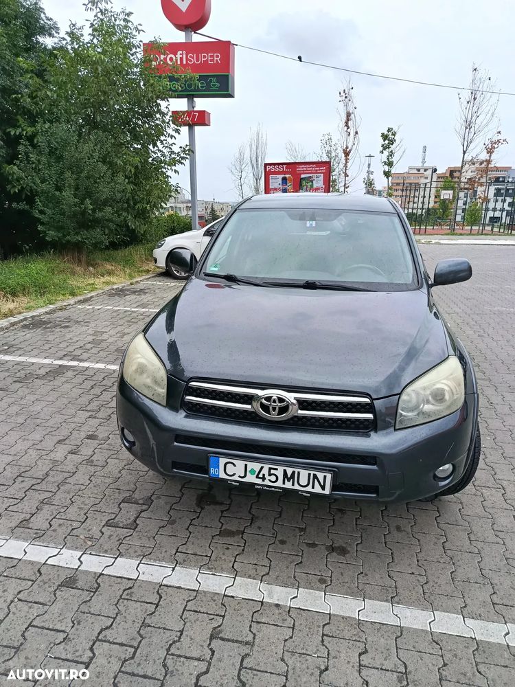 Toyota RAV4 2.2 D-CAT 4x4 Executive - 1