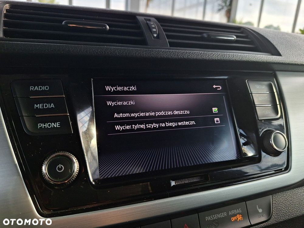 Skoda Fabia 1.0 TSI Ambition Plus DSG - 25