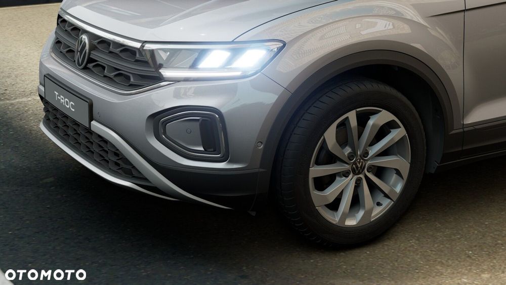 Volkswagen T-Roc - 12