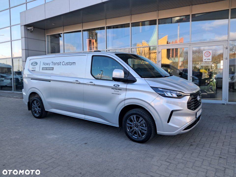 Ford Transit Custom - 10