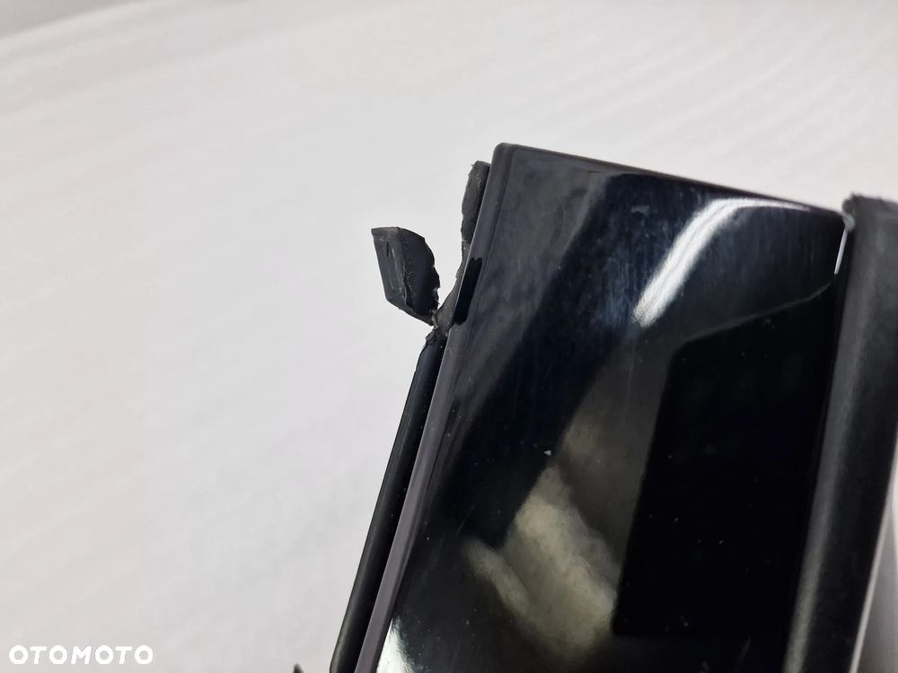 TOYOTA AYGO II LIFT 17- DOLNA KRATKA ŚRODKOWA / SPOJLER POD ZDERZAK , NR 52112-0H080 , NR AUKCJI KR426 - 8