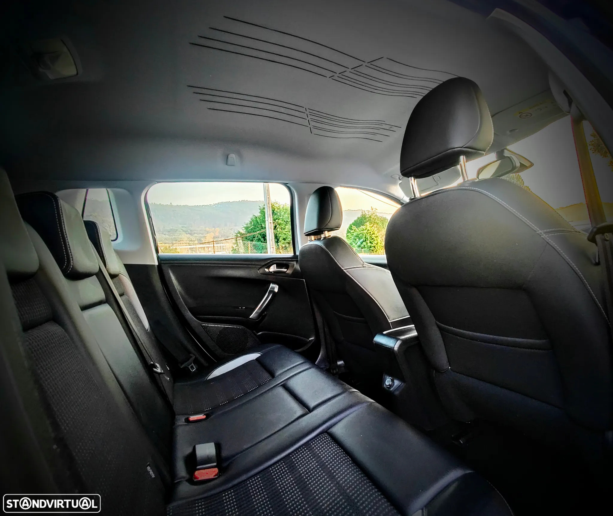 Peugeot 2008 1.2 PureTech Crossway - 9