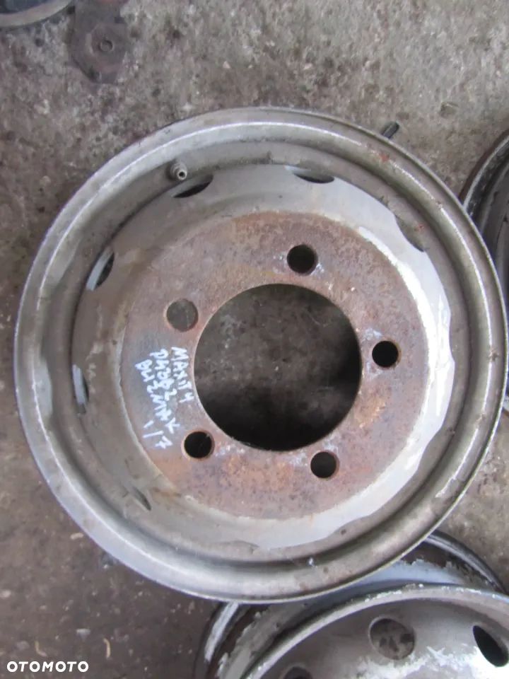 renault maxity 3.0 08r felgi stalowe blizniak - 2