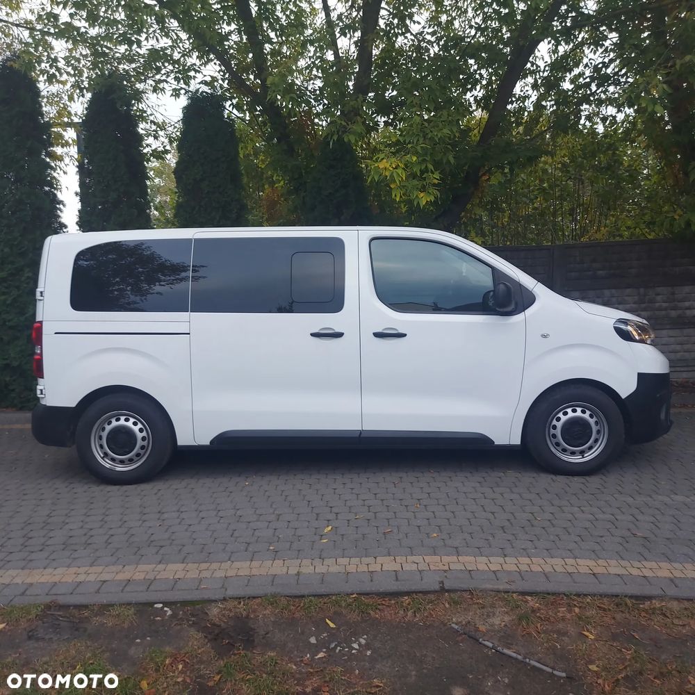 Toyota ProAce Kombi 1.5 D-4D Compact 2,6t - 5