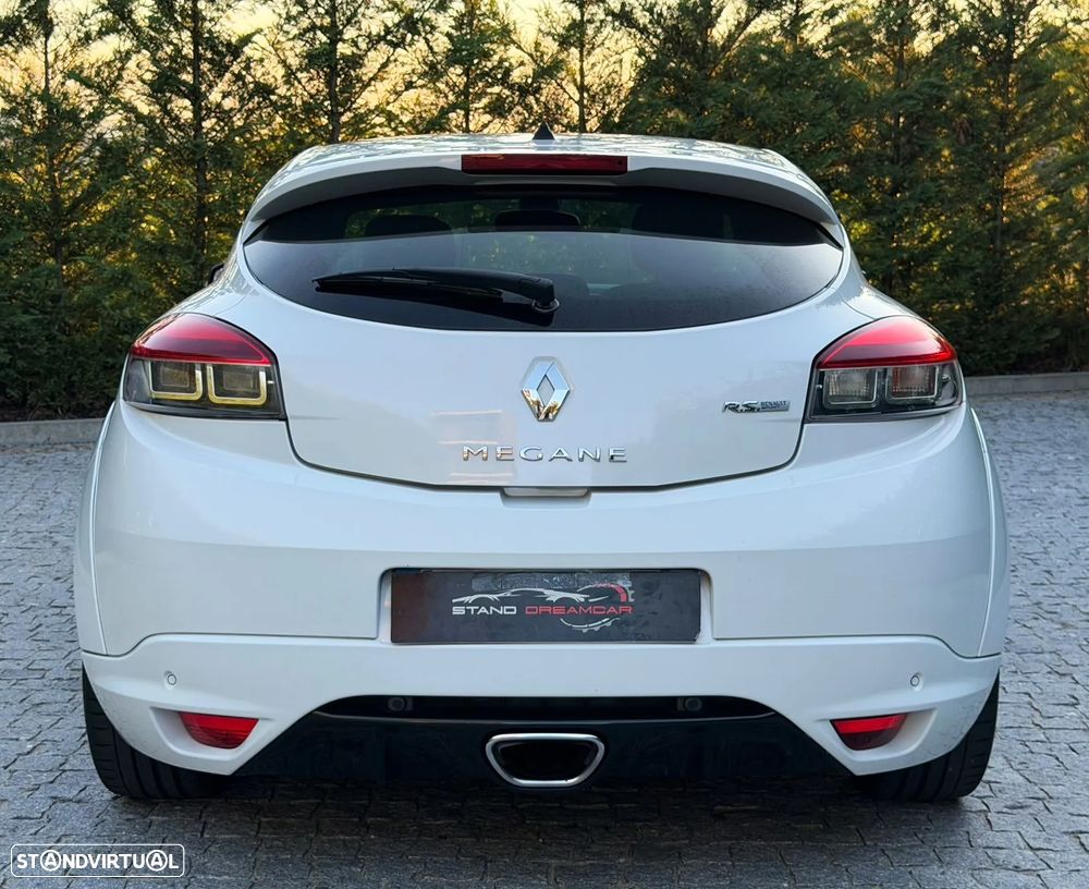 Renault Mégane 2.0 T 16V F1 Team R-26 - 9