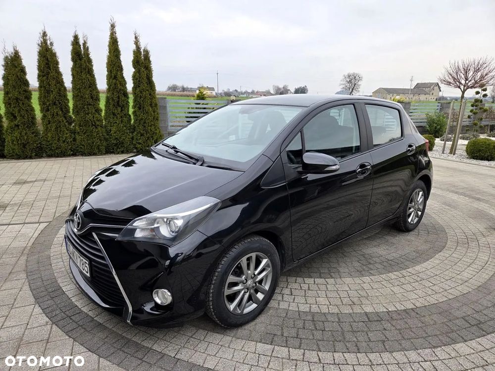 Toyota Yaris - 12