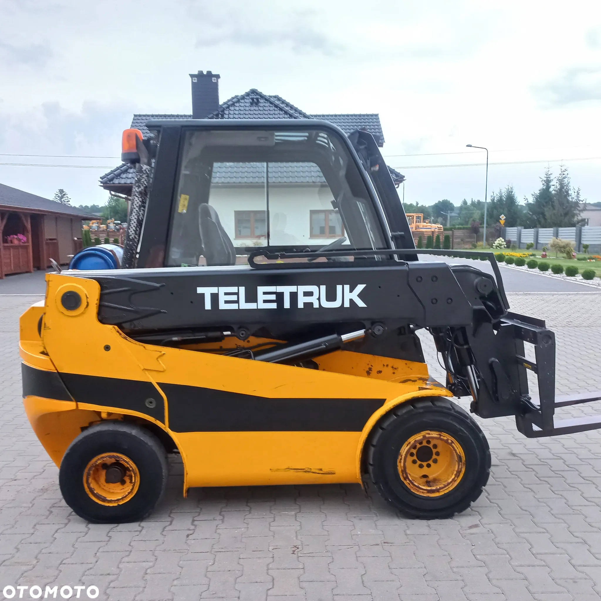 JCB TELETRUCK - 10