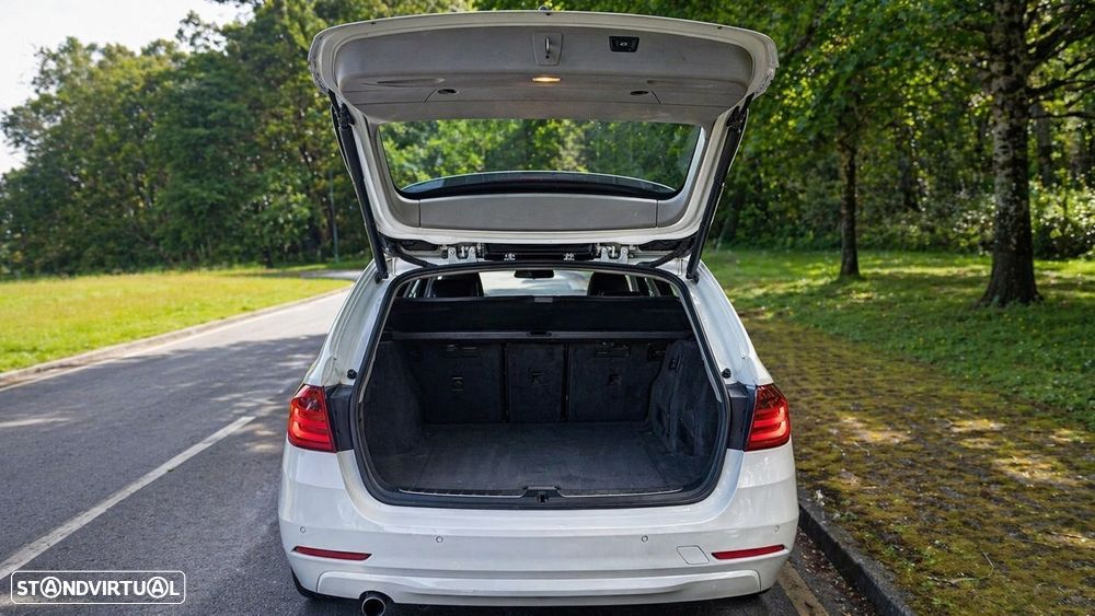 BMW 320 d Line Modern - 24