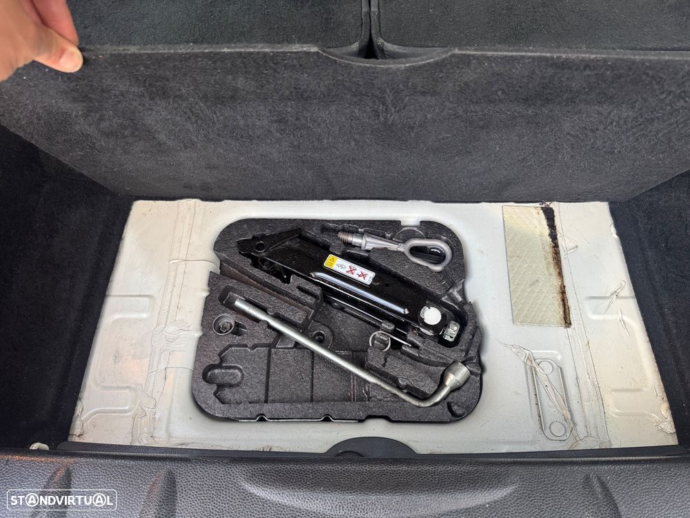 MINI 3 Portas Cooper SD - 19