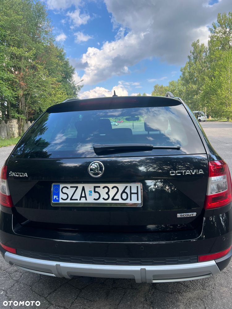 Skoda Octavia 2.0 TDI 4x4 DSG Scout - 11