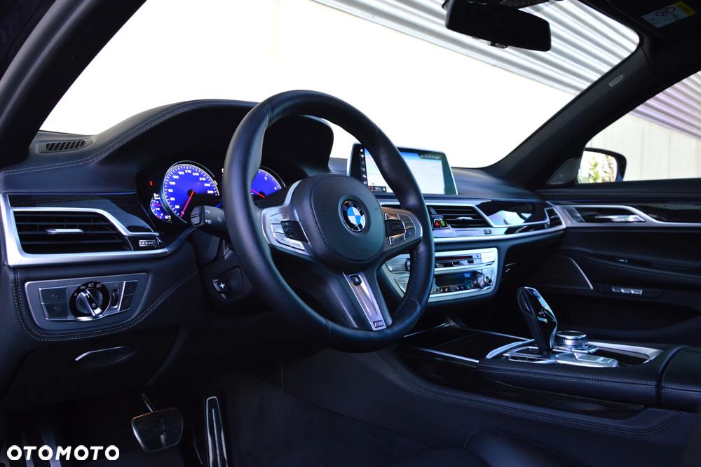 BMW Seria 7 750d xDrive - 13
