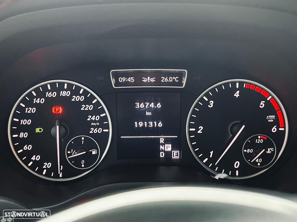 Mercedes-Benz B 180 CDI BlueEFFICIENCY Aut. - 22