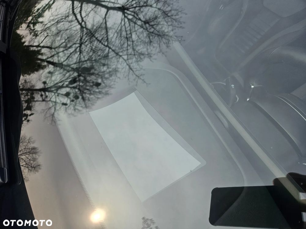 BMW Seria 3 320d xDrive M Sport Shadow - 13