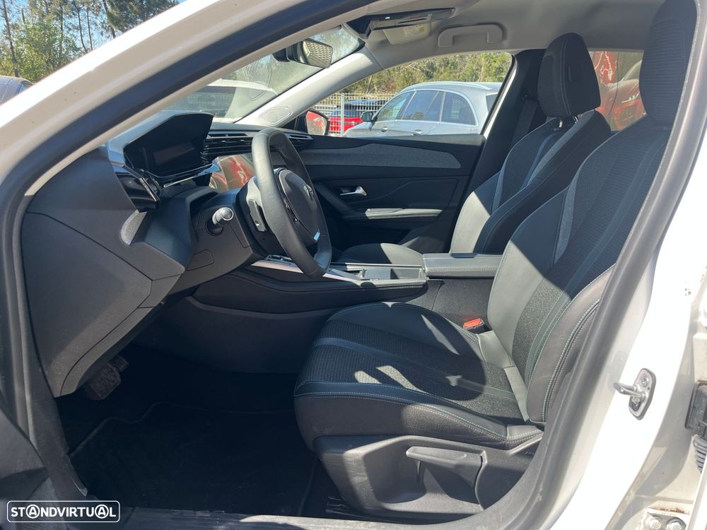 Peugeot 308 SW PureTech 130 EAT8 Allure - 13