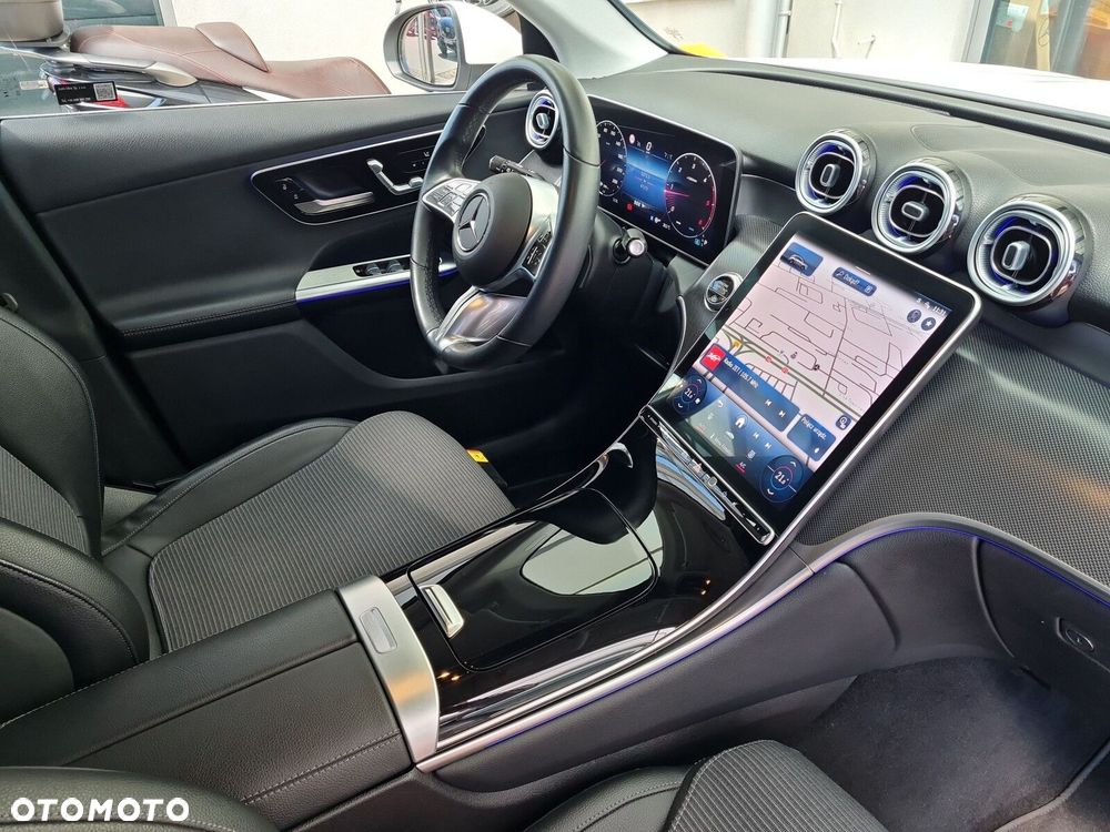 Mercedes-Benz GLC 220 d mHEV 4-Matic Avantgarde - 13
