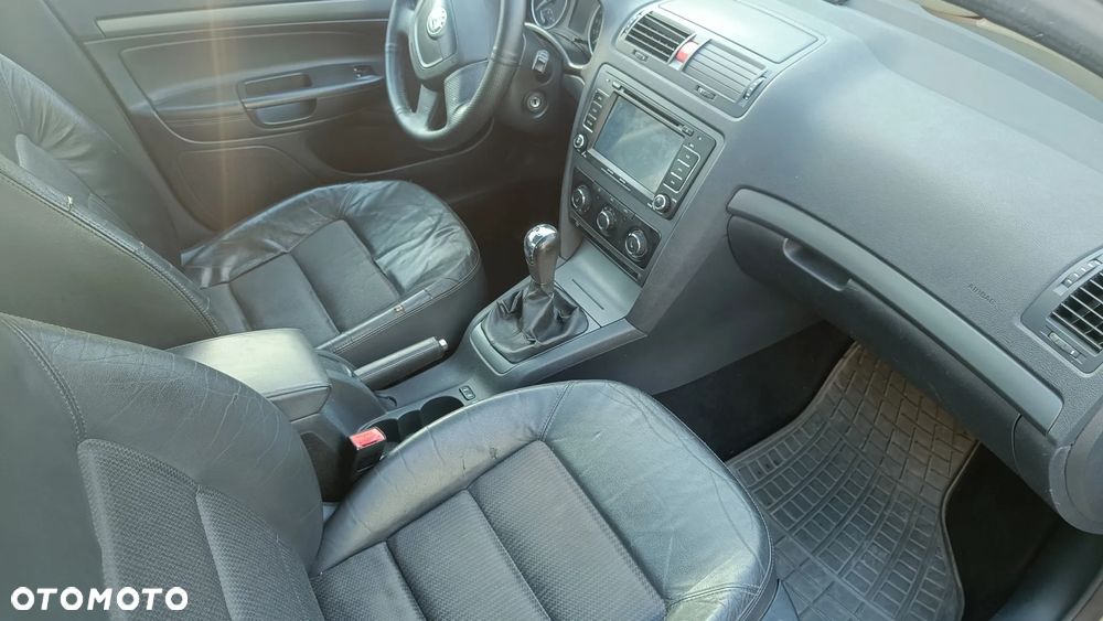 Skoda Octavia 1.6 - 7