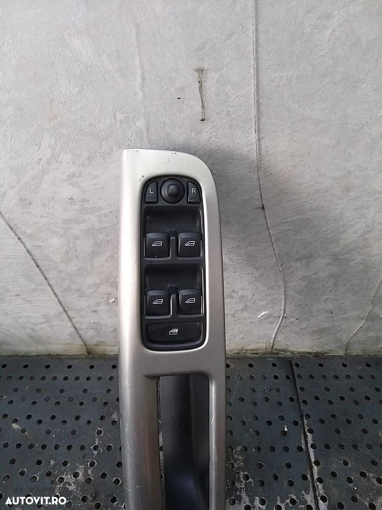 Bloc butoane geamuri oglinzi dreapta fata volvo s40 31343548 - 1