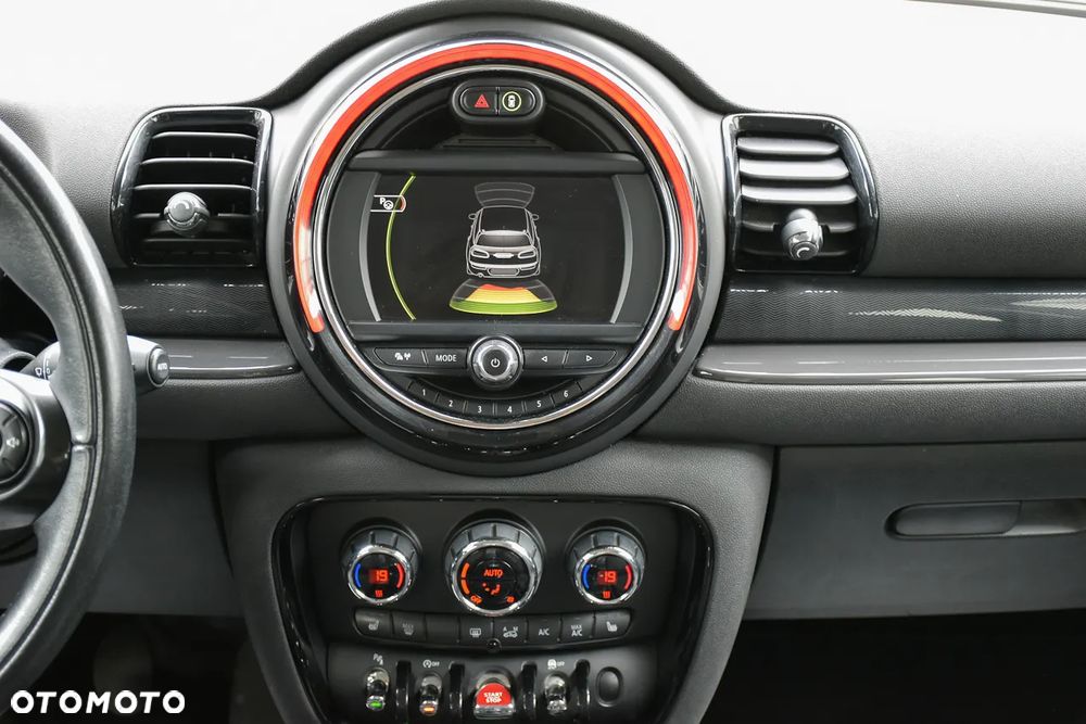 MINI Clubman Cooper D - 30