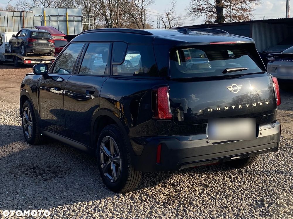 MINI Countryman ver-c-mhev-linia-essential - 14