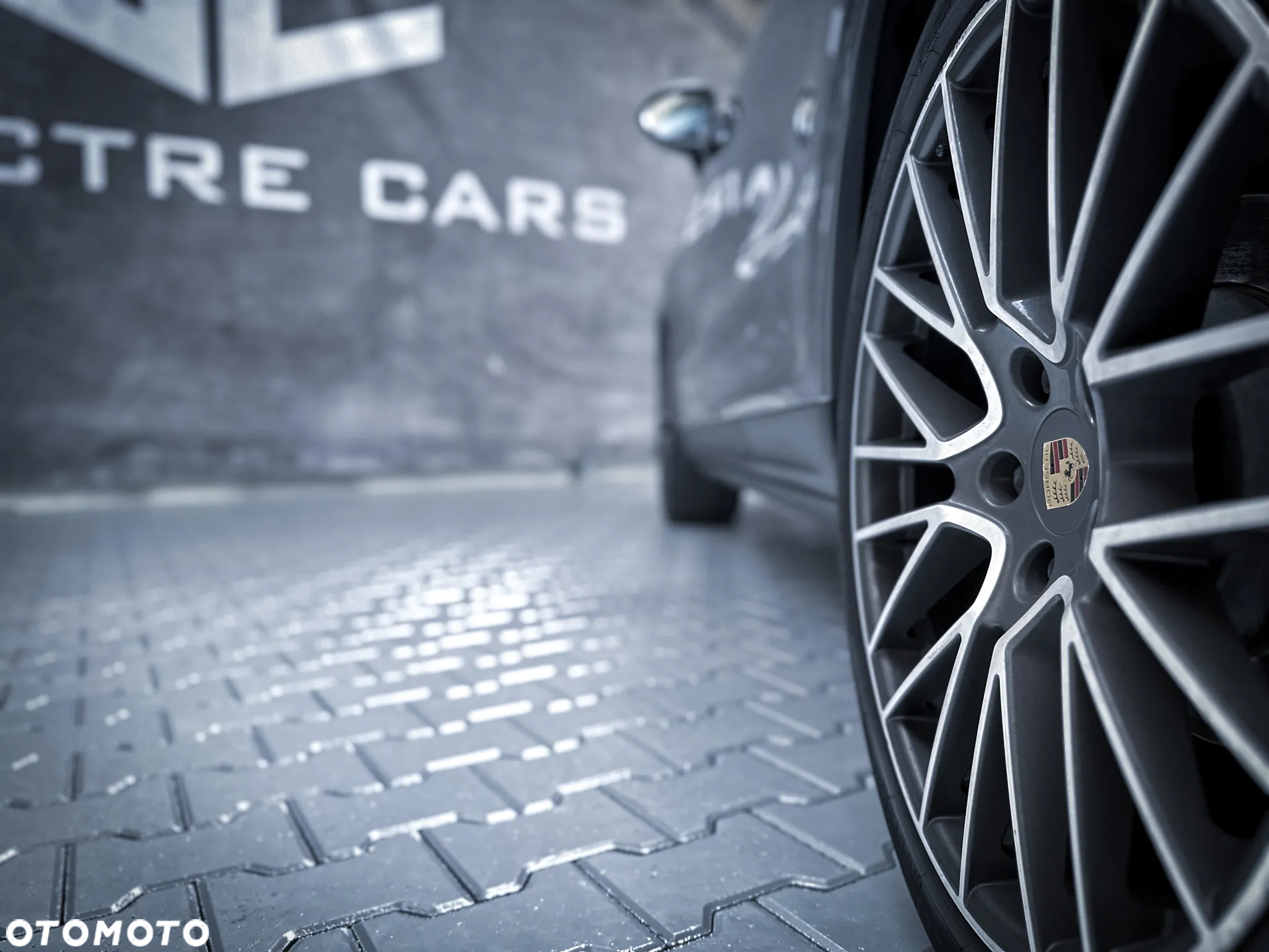 Porsche Cayenne Standard - 12