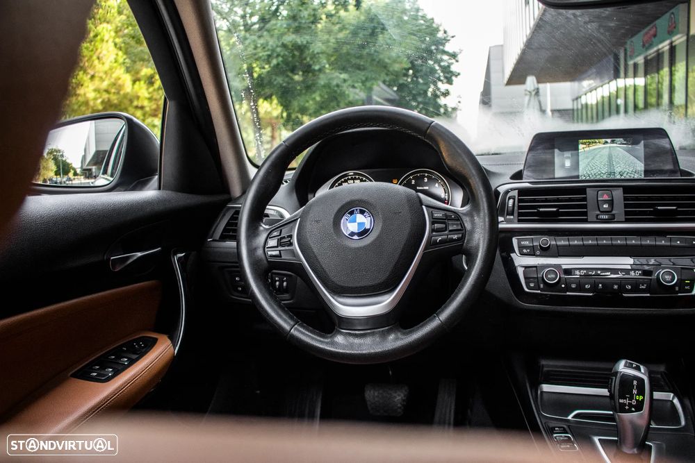 BMW 118 d Aut. Luxury Line - 34