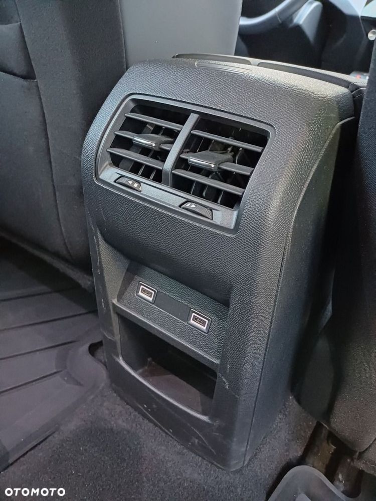 Peugeot 308 1.5 BlueHDi Allure Pack S&S EAT8 - 30