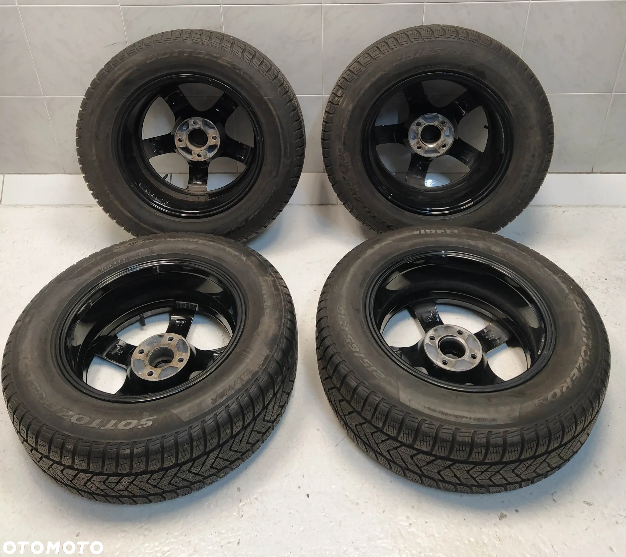 OPEL CROSSLAND 6.5X16 ORYGINALNE FELGI ALUMINIOWE R16 ET20 OPONY PIRELLI 215/65 KOŁA - 17